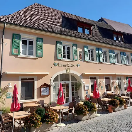 Schwaer *