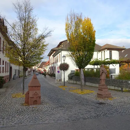Schwaer