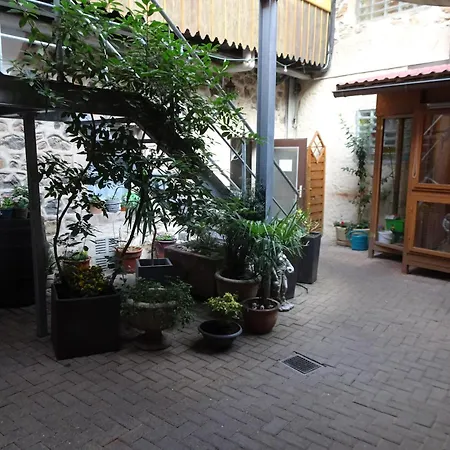 Schwaer Apartment